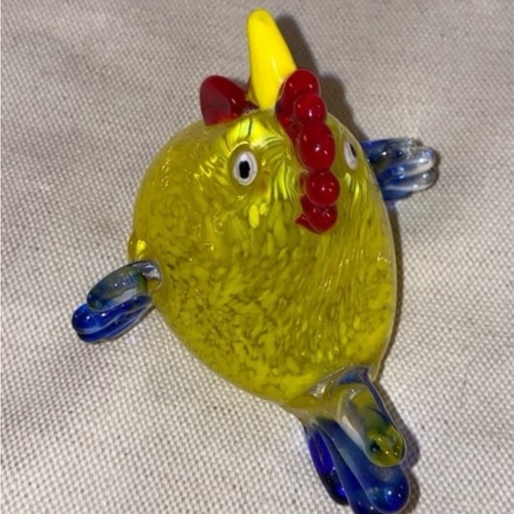 ART GLASS HEN CHICKEN FIGURINE PAPER WEIGHT... in great condition - Picture 2 of 3